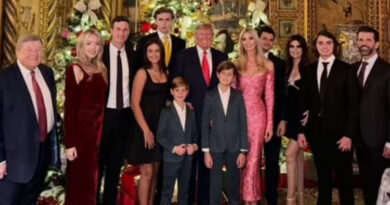 Donald Trump’s Family Christmas Photo Raises Questions As Melania Was Noticeably Absent – Truth Puts Nasty Rumors To Bed